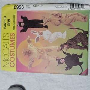 McCall's Costumes..5 Costumes